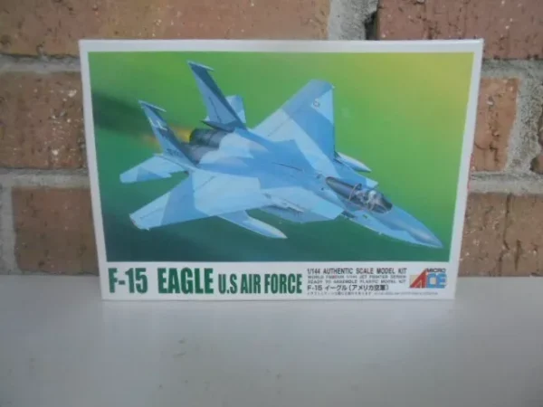 #42037 ARII Plastic Model Kit of the US Air Force F-15 Eagle 2 1/144 scale