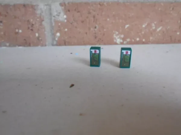 #2003 N Scale Accessories Detailed 7-UP Machine 1940-1950 (2 Per Pack)
