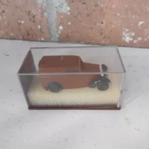 Brekina HO Scale DKW F-7 Delivery Van Brown #0001301
