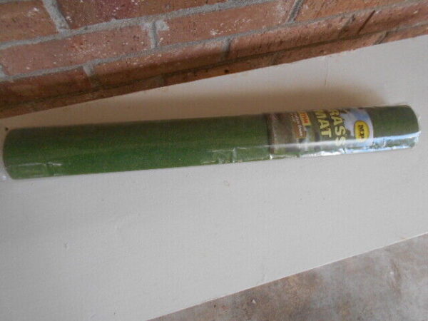 MP Scenery Products item #71144 Medium Green Grass Mats 19" x 25" Sheet Railroad