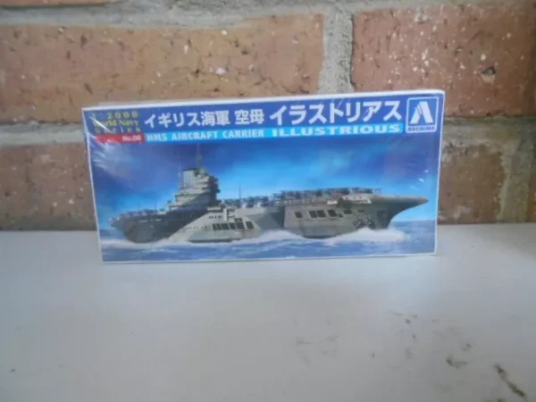 #9390 Aoshima Modle Kit Of The HMS Aircraft Carrier ILLSTRIOUS 1:2000 Scale