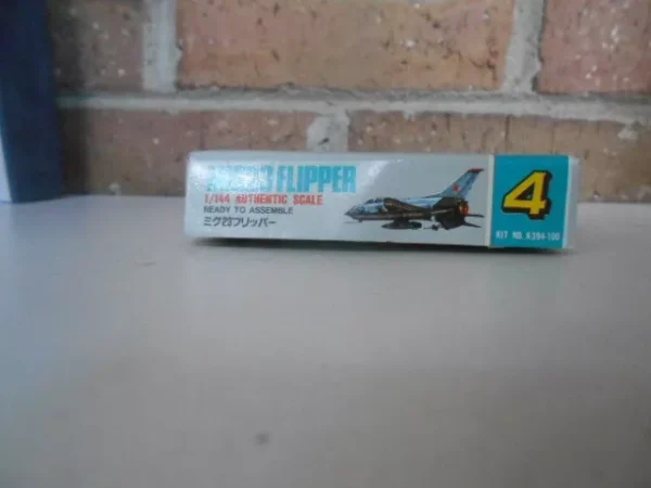 #12011 ARII Plastic Model Kit of the MIG23 Flipper  1/144 scale - Image 3