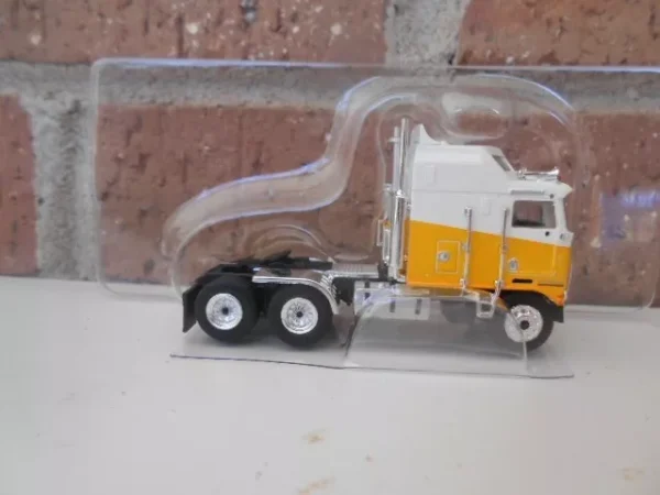 Brekina HO Scale Kenworth K100 Tractor Aerodyne 3-Axle  White/Yellow #85732 - Image 2
