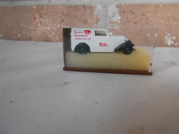 Brekina HO Scale DKW F-7 Delivery Van White Steven's International #0001302 - Image 2