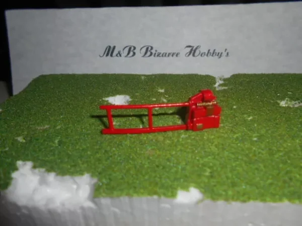 HO Scale Accessories Brown and Sharpe Screw Machine Red #3003 - Image 3