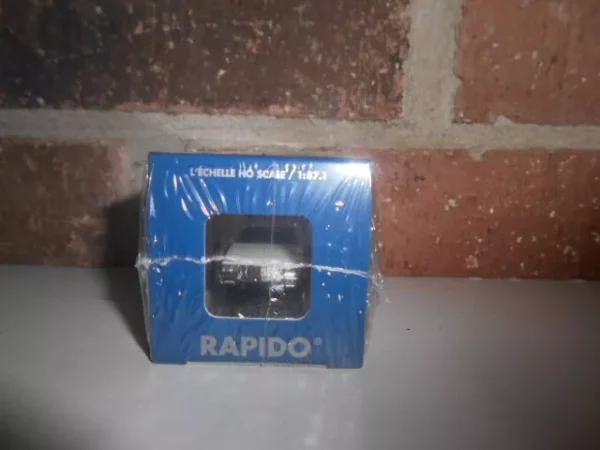 Rapido Early 80' Chevrolet Impala Metro Police Car  #800008 - Image 3