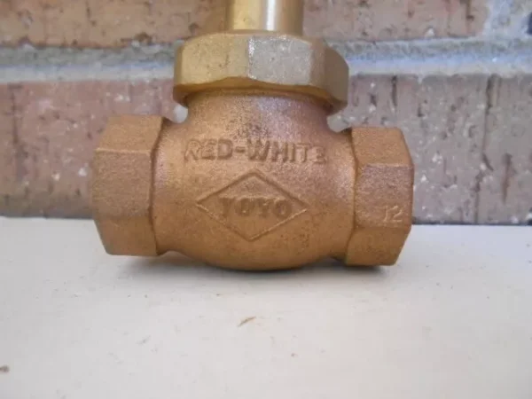 Red White Toyo 3/4" 150 S Bronze/Brass Gate Valve - Image 3