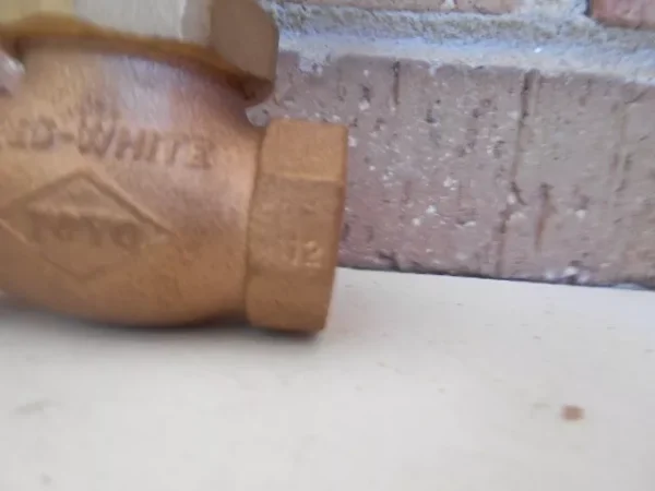 Red White Toyo 3/4" 150 S Bronze/Brass Gate Valve - Image 4
