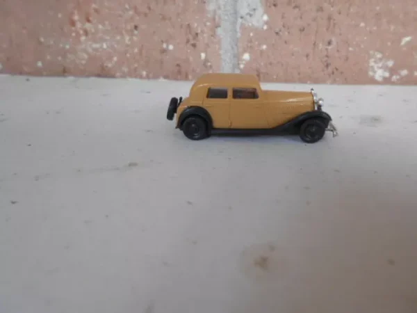 Brekina HO Scale W-240 Wanderer Seden 4 Door Beige & Black  #0001703 - Image 3
