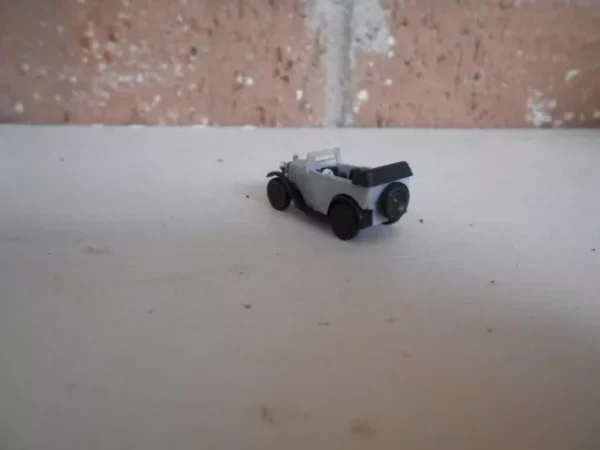 Brekina HO Scale BMW - DIXI Car Rag Top Down #51502 Gray/Black - Image 3