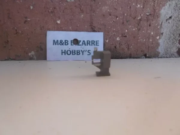 HO Scale Accessories Highly Detailed Stand Along Spot Welder #10018-Gray - Image 3