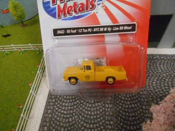 Classic Metal Works #30422 1960 Ford 1/2 ton Pickup Truck NYC RR W/Hy - Image 2