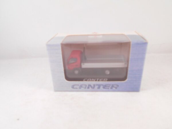 HO 1:87 Mitsubishi Fuso Flatbed Delivery/Work Truck - Red (6419)