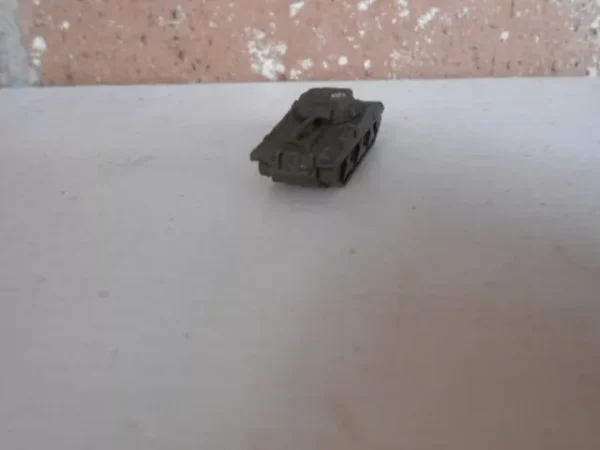 M&B Bizarre N Scale Accessories 1 Per Pack M-10 Wolverine Tank #2001 - Image 4