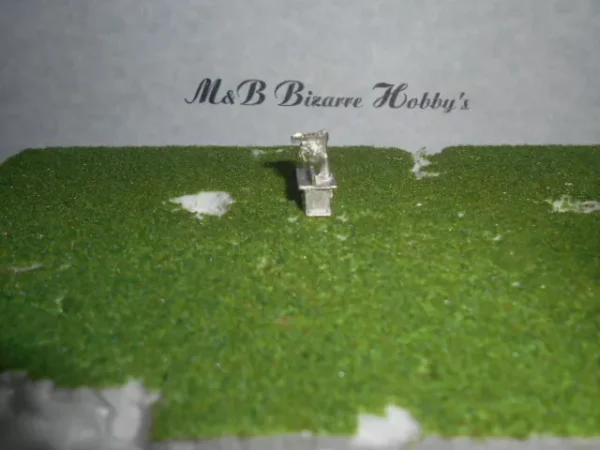 HO Scale Accessories Radial Chop Saw #095 - Image 5