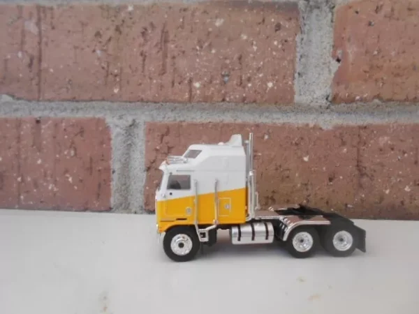 Brekina HO Scale Kenworth K100 Tractor Aerodyne 3-Axle  White/Yellow #85732 - Image 4