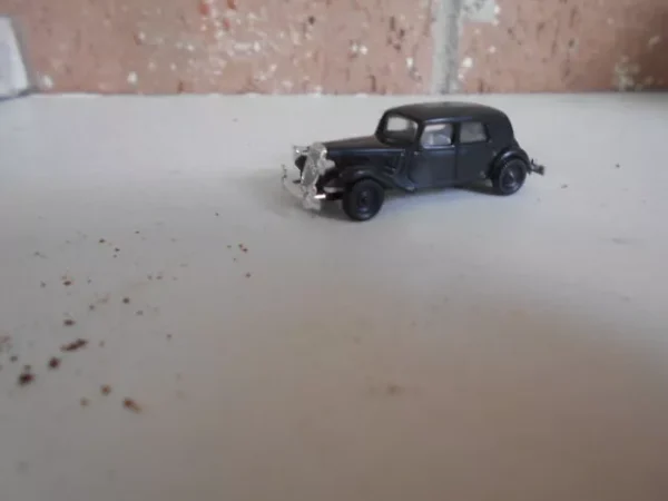 Brekina HO Scale Citroen Seden 4 Door Black  #1712 - Image 4