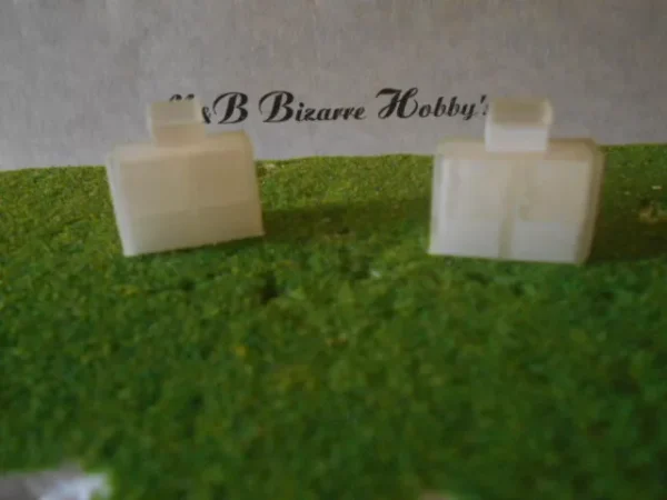 M & B HO Scale Accessories Ice Box With 2 Doors  #1002 - Image 5