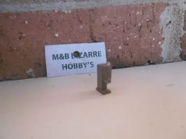 HO Scale Accessories Highly Detailed Stand Along Spot Welder #10018-Gray - Image 4