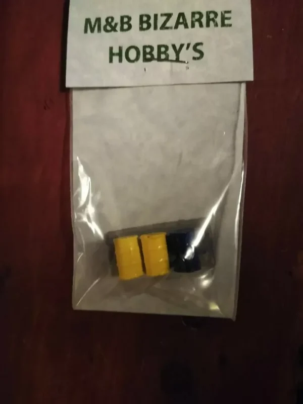 M & B Bizarres HO Scale Safety Barrel Rack With Barrels #10027 - Image 6