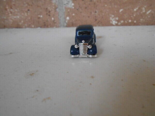 Busch HO Scale Mercedes 170-V Dark Blue  #41409 - Image 4