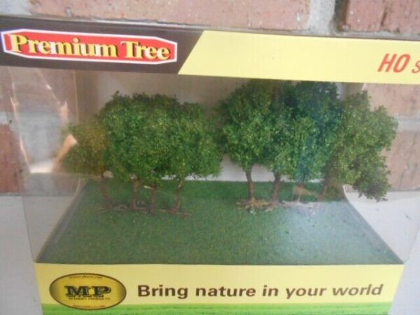 MP Scenery Products item #70504 HO Scale Privet Trees 2 Clumps 4 Per Pack - Image 2