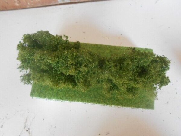 MP Scenery Products item #70504 HO Scale Privet Trees 2 Clumps 4 Per Pack - Image 4