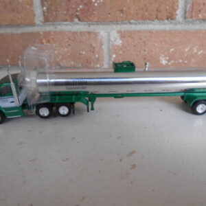 Truck N' Stuff HO Scale Panella Kenworth Tractor T680 & Tanker Trailers #400700