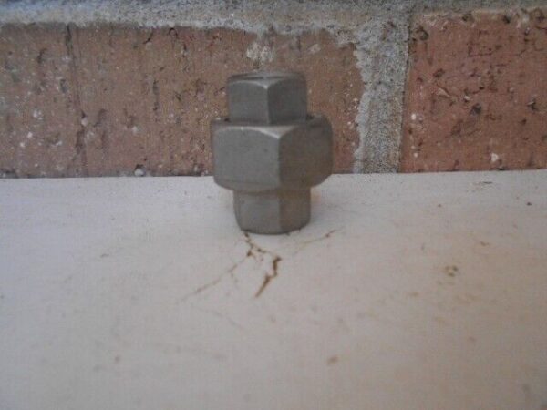 New 1/4" NPT Threaded Hex Union 316 Stainless Steel 150 Pipe Fitting - Image 2