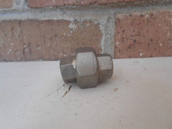 New 1/4" NPT Threaded Hex Union 316 Stainless Steel 150 Pipe Fitting - Image 3