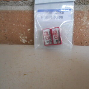 #2007 N Scale Accessories Diet Coke 1960-90 Drink Machine 2 Per Pack