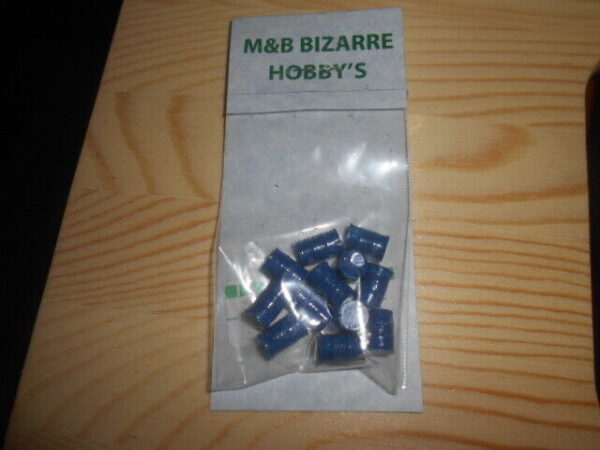 HO Scale Accessories, Blue Barrels (12) barrels #10002 Blue - Image 2