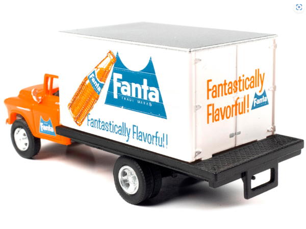 CLASSIC METAL WORKS #30647 --1957 Chevy Refrigerator Box Ttuck, "Fanta" - Image 3