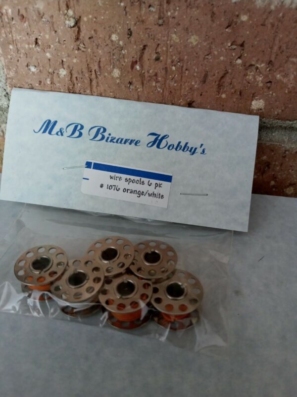 #1076 M&B HO Scale Real 3 Or. & 3 Wht. Wire With Gold Metal Spools (6 Per Pack) - Image 4