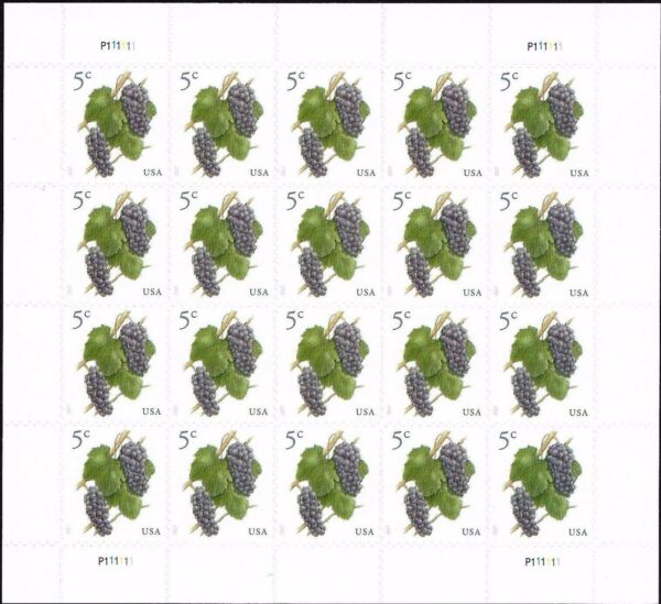 USA - 2017 Purple Grapes Stamps MNH Sheet Of 20 Stamps - #5177 - Image 2