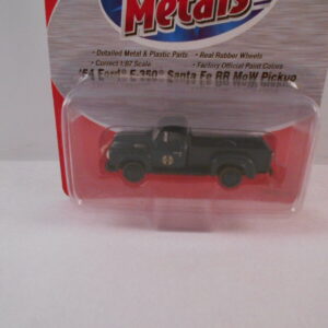 Ho  Scale CMW 54 Ford F-350 Santa Fe RR Mow Pickup # 30210