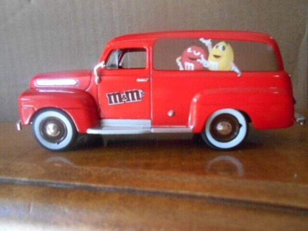 Menard O Scale  #279-9128--- 1948 Ford Panel Truck (Red M&Ms) - Image 5