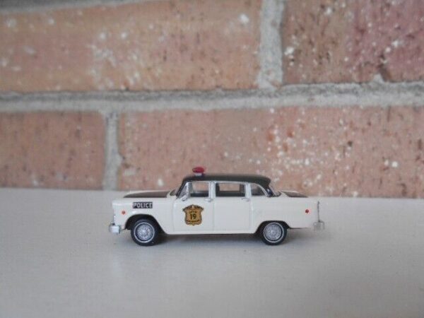 Brekina #58941 HO Scale Checker Cab  {Kalamazoo} Ploice