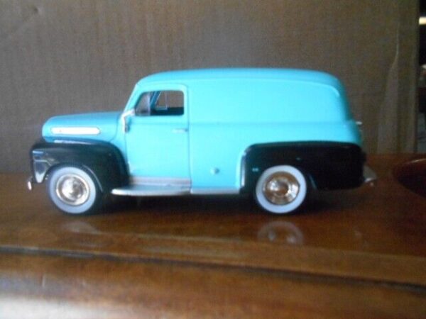 Menard O Scale  #279-9132--- 1948 Ford Panel Truck (Lt.  Blue & Black) - Image 5