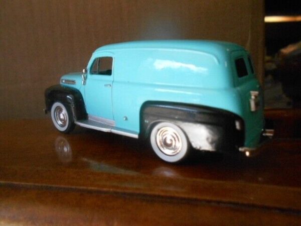 Menard O Scale  #279-9132--- 1948 Ford Panel Truck (Lt.  Blue & Black) - Image 7
