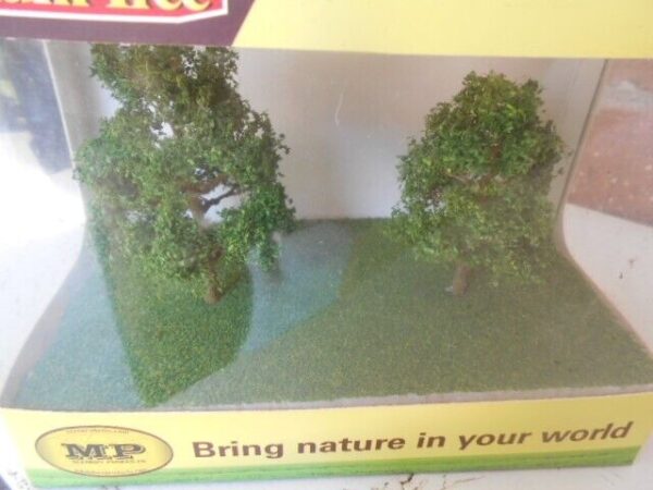 MP Scenery Products Item #70520 HO Scale Premiun Sycamore Trees 3'' to 4''