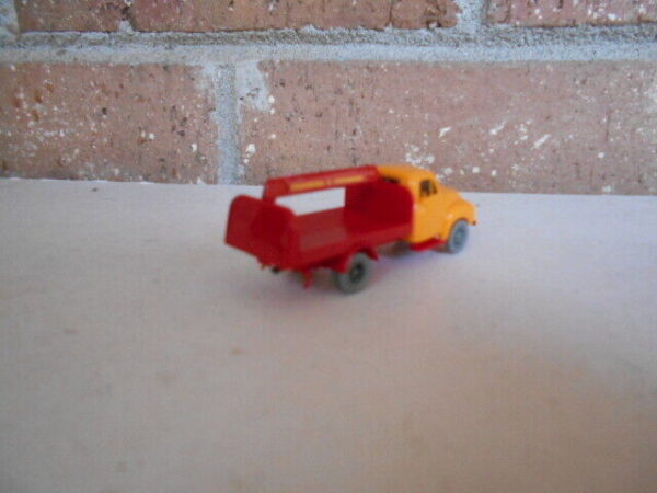 Brekina HO Scale Opel Blitz Flat Bed Truck Yellow/Red #13902 - Image 3