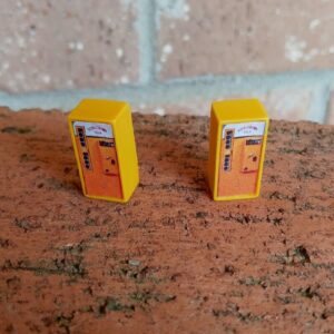 #1016 HO Scale Accessories 1940-50 Royal Crown Cola Machines  (2 Per Pack)