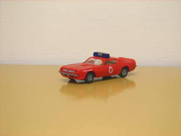 Busch #17705 HO Scale Pontiac Firebird Trans AM Fire Department - Image 3