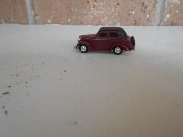 Busch #41200 HO Scale Ford Eifel - Image 4