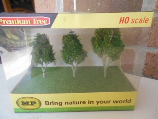 MP Scenery Products Item #70518 HO Scale Premiun Mountain Gum Trees 3'' to 4'' - Image 2