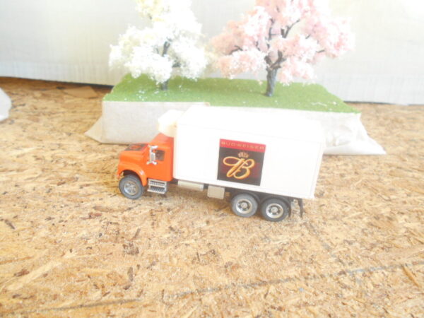 BOLEY INTERNATIONAL Budweiser ITEM# 10012 - Image 3