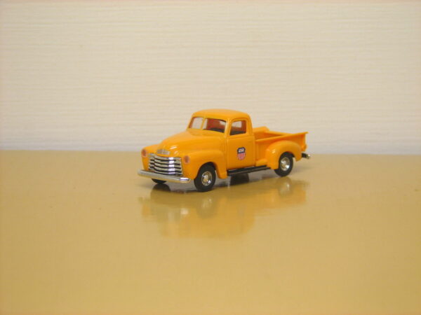 E-R Models/Busch #92104 HO Scale Union Pacific 1950 Chevy Pickup - Image 3