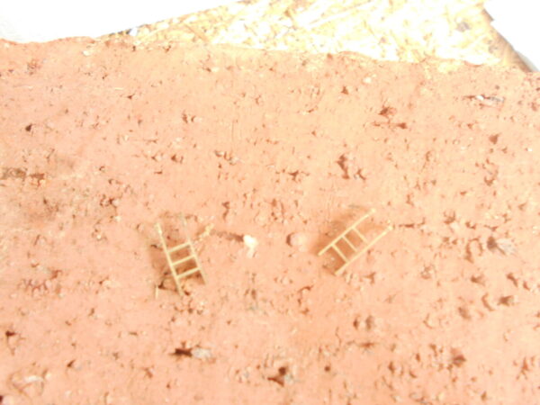 M & B Bizarres HO Scale Hang Over Ladder  #697 - Image 2