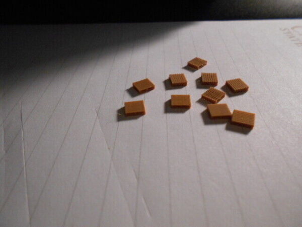 M&B --- N Scale Accessories Set of 10 Pallets - Light Brown - #3801